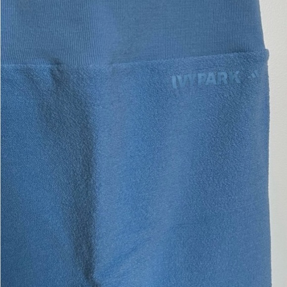 Adidas Ivy Park Set - Picture 8 of 10